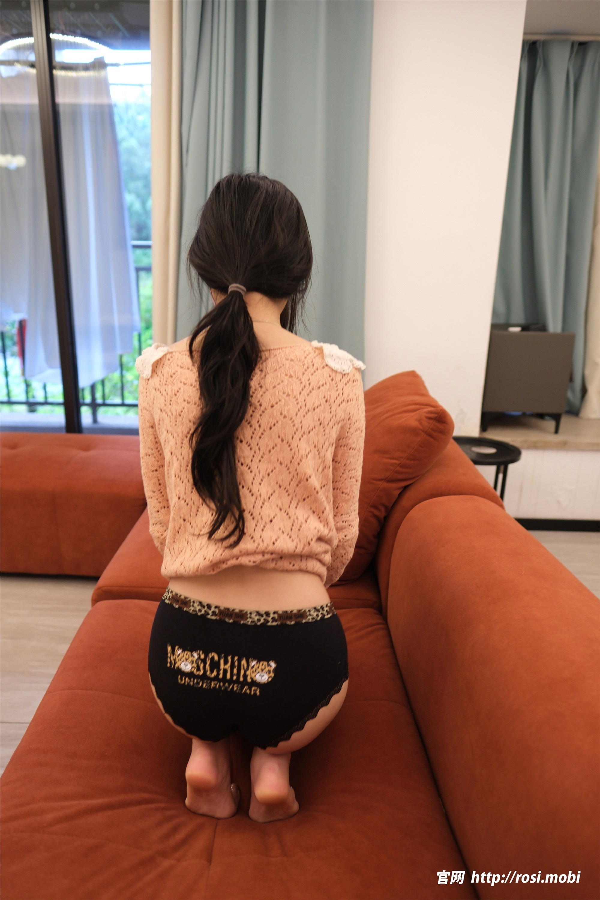 ROSI写真 2025.02.19 NO.4825